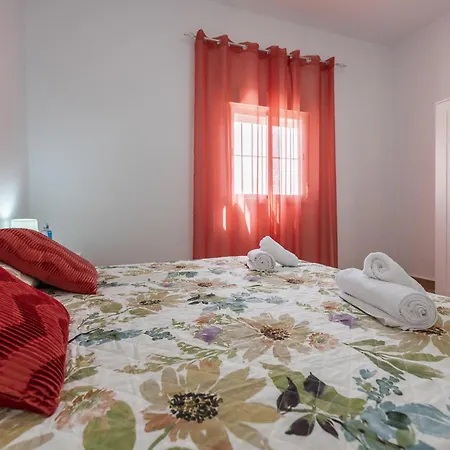 Holiday home Lola Lantejuela *