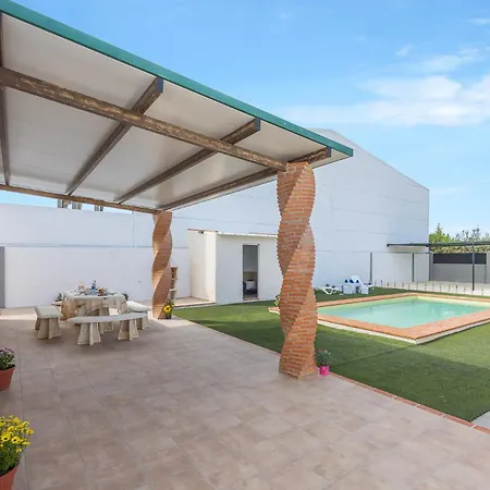 Holiday home Lola Lantejuela *